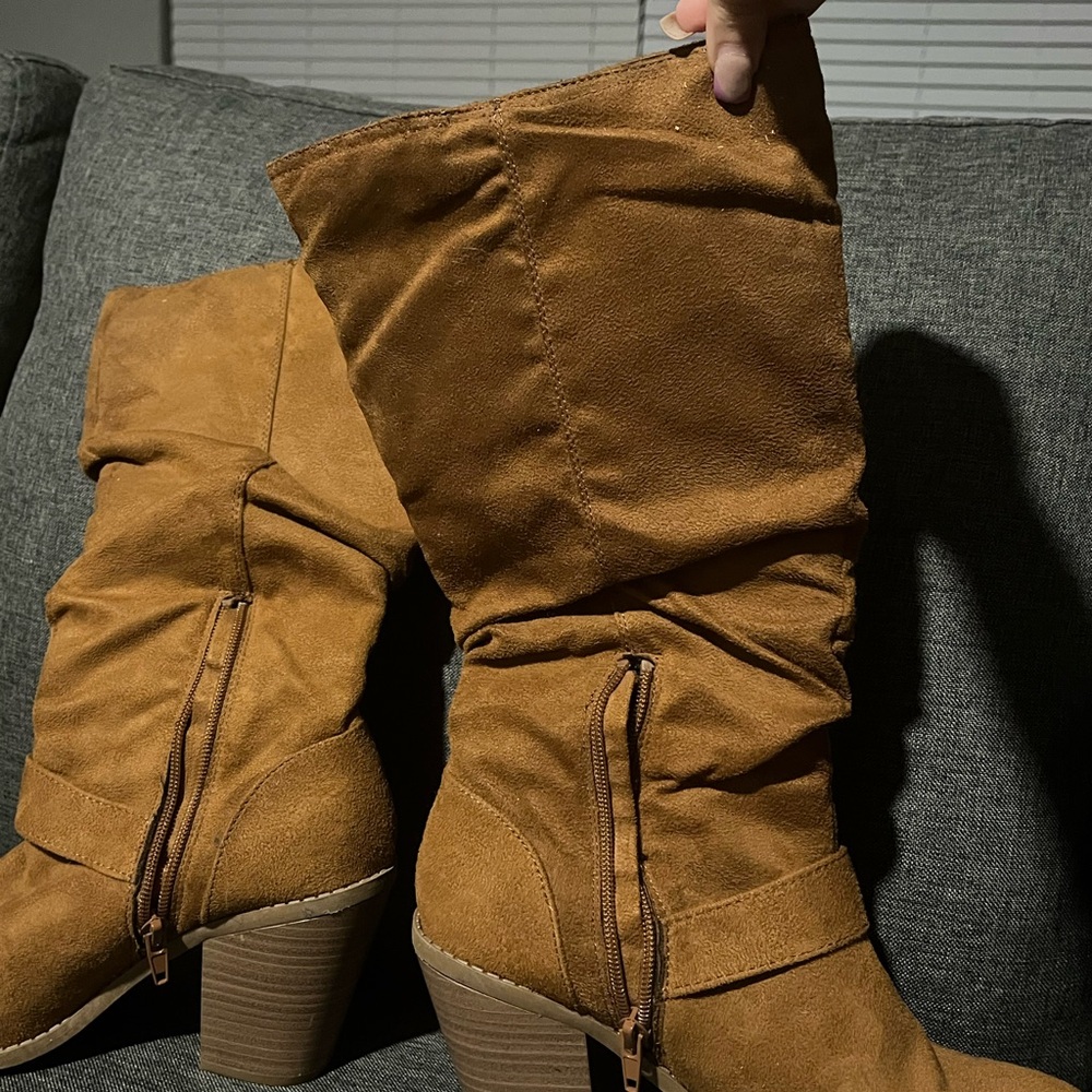 Women's Tan Suede Boots - Picture 8 of 10
